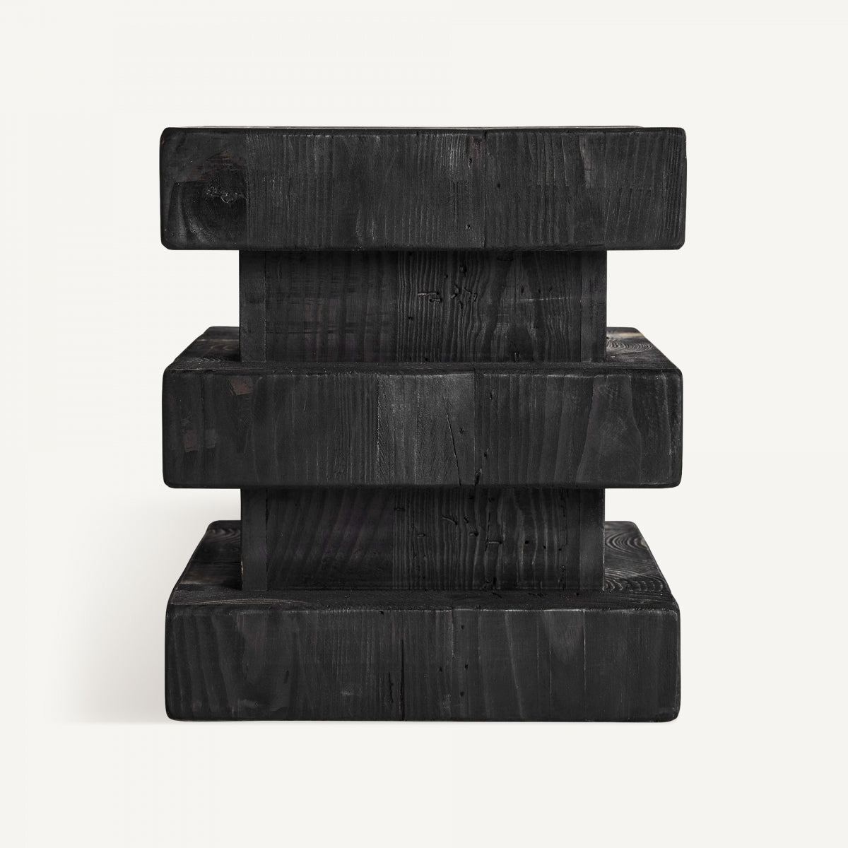 Tabouret en bois de pin noir